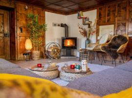 Haus Grieta، كوخ في Schnann