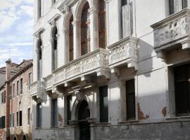 Foresteria Valdese Venezia, hostal en Venecia