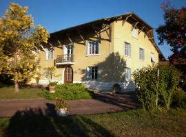 Grand gîte de Soumeillan, hotel with parking in Castelnau-Magnoac