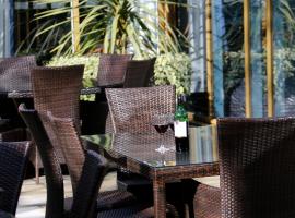 Holiday Inn Express Windsor by IHG, hotel u gradu Vindzor