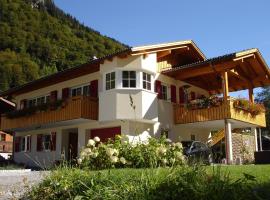 Haus Telisia, hotel in Klösterle am Arlberg