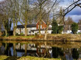 Best Western Bolholt Country Park Hotel, hótel í Bury