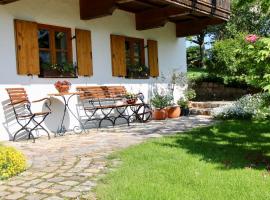 Ferienwohnung Fanese, haustierfreundliches Hotel in Flintsbach