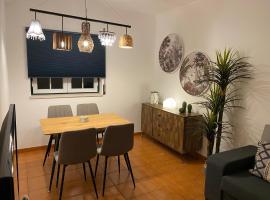 Country Town Apartment, hotell sihtkohas Almeirim