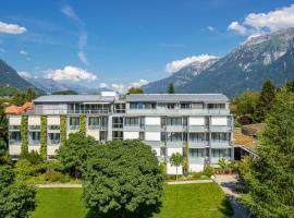 Hotel Artos Interlaken, hotel sa hidromasažnim kadama u gradu Interlaken