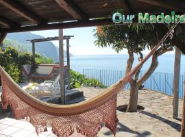 OurMadeira - Stonecliff Cottage, countryside retreat, landsted i Calheta