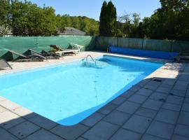 Les GITES DE LA CHAPINIERE, resort en Châteauvieux