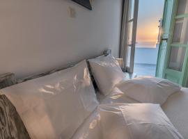 The Cliff Reflections - Adults Only, apartament din Megalochori