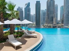 Jumeirah Living Marina Gate Hotel and Apartments, beach hotel in Dubai