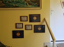 Szlavi Apartman、バヤのホテル