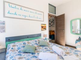 New Fishermans House Seaside, Air conditioning & WI-FI, hotel u gradu 'Bordighera'