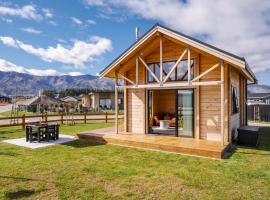 Lake Hawea Owl's Nest - Lake Hawea Holiday Home, hotell i Lake Hāwea