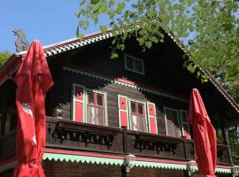 Forsthaus Leiner Berg, guest house in Dessau