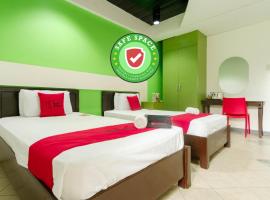 RedDoorz near Waltermart Subic, hotel in Subic