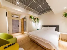 Air Travel inn