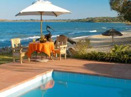 Sunbird Chintheche, hotel con alberca en Nkhata Bay