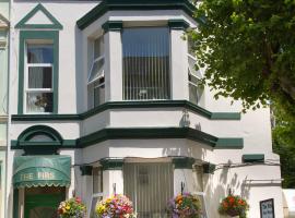 The Firs Bed and Breakfast, pensiune din Plymouth
