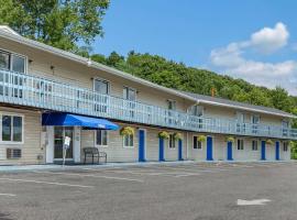 Econo Lodge Lee - Great Barrington, готель у місті Лі