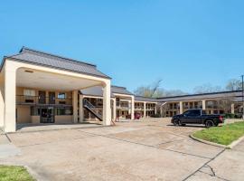 Econo Lodge Pearl - Jackson، فندق في بيرل
