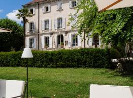 Domaine de Clairefontaine - Teritoria, hotel v destinaci Chonas-lʼAmballan
