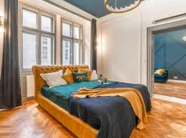 Charles Bridge Suite by Riverside