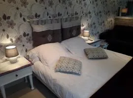 Les Trois Pommiers