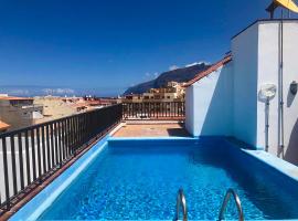 Los Angeles 3 Bed Apartment with Pool, hotell i Puerto de Santiago