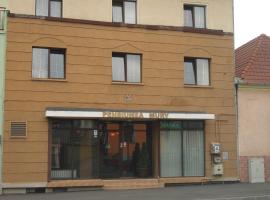 PENSIUNEA MURY, hotel en Brasov