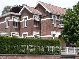 VillaEnzo - ELEGANT HERENHUIS - 14P - 6SLPK - SAUNA - INFRAR CABINE - OFYR BBQ - 15MIN Maastricht
