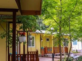 Bungalow in lovely and familial area for 2 or 3 persons