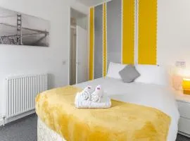 Comfortable Liverpool Townhouse - FREE parking