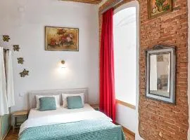 1881 Brasov old town apartments
