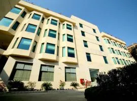 The Lalit Traveller- Airport hotel