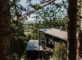 Rainforest Gardens - Luxury Hillside Accomodation with Views to Bay & Islands