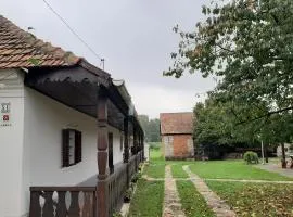 Bodrogparti Vendégház Sárazsadány