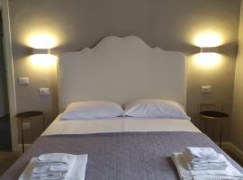 B&B Suite 44, strandhotell i Pesaro