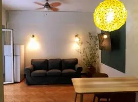 Eleni's Central DownTown Quitness