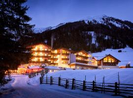 Adler Inn Tyrol Mountain Resort SUPERIOR, Hotel mit Pools in Tux