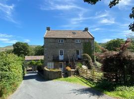 Wonderfully Scenic and Comfortable Dales Mill Property, villa i West Burton