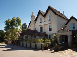 Worplesdon Place Hotel, hotel in Guildford