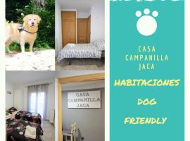 Casa Campanilla Jaca, bed and breakfast en Jaca