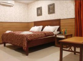 Hotel Chitra Park, hotel sa Tiruchendur