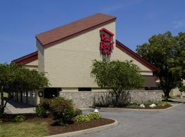 Red Roof Inn Toledo - Maumee โมเทลในมอมี