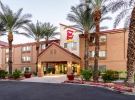 Red Roof Inn PLUS+ Tempe - Phoenix Airport: Tempe şehrinde bir otel