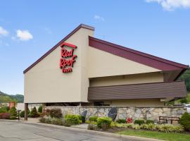 Red Roof Inn Charleston West - Hurricane, WV、Teays Valley Estatesのモーテル