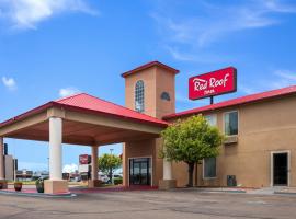 Red Roof Inn Dumas، فندق في Dumas