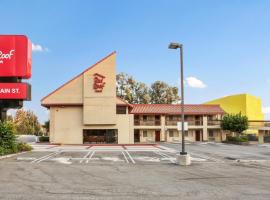 Red Roof Inn Santa Ana, viešbutis mieste Santa Ana