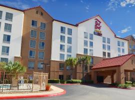 Red Roof Inn PLUS+ San Antonio Downtown - Riverwalk, hotel poblíž významného místa River Walk, San Antonio