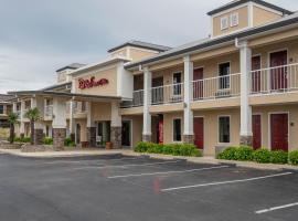Red Roof Inn & Suites Calhoun, hotel en Calhoun