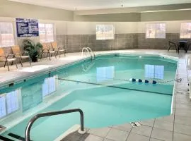 Red Roof Inn & Suites Omaha - Council Bluffs